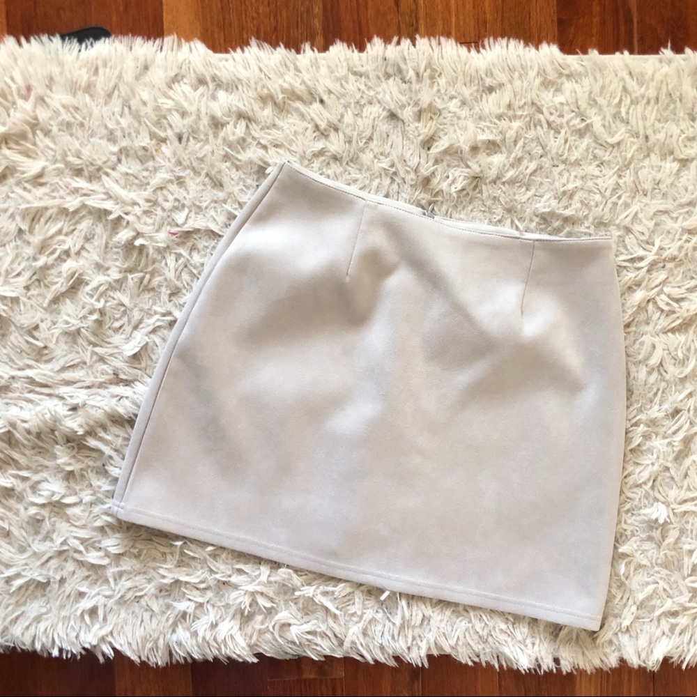TEMT: white gray A line skirt